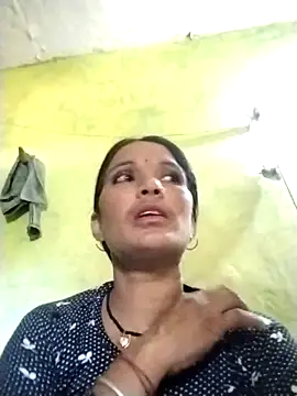 Snapshot of Monika_cut chatting on 09/11/25, 05:51 Monika cut online show from 09/11/25, 05:51