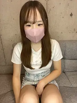 Snapshot of maika_3 chatting on 09/29/25, 09:09 maika 3 online show from 09/29/25, 09:09