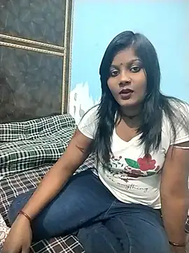 Snapshot of Rashmi_Pathak chatting on 11/07/25, 03:05 Rashmi Pathak online show from 11/07/25, 03:05