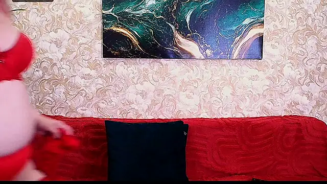  Sara  Smith  online show from 04/12/26, 09:34