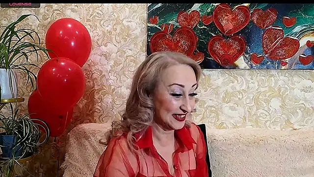  Sara  Smith  online show from 02/14/26, 08:36