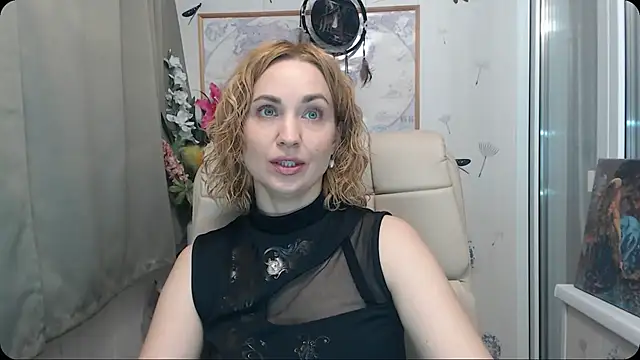 KatrinAlluring online show from 11/12/25, 04:16