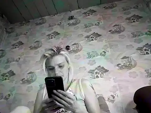 SaraSnow  online show from 02/12/26, 06:40