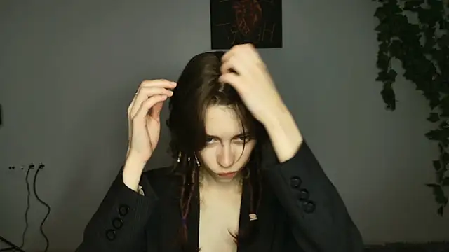 Yoka paradoXXX online show from 10/10/25, 05:08