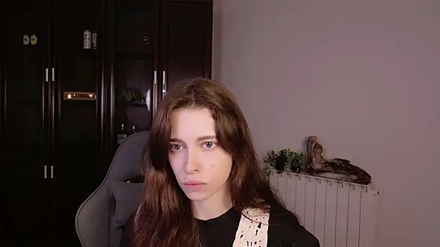 Yoka paradoXXX online show from 11/22/25, 10:25