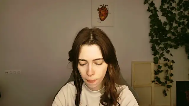 Yoka paradoXXX online show from 10/21/25, 05:29