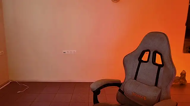 Yoka paradoXXX online show from 02/26/26, 09:09