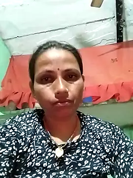 Snapshot of KIRTI12_HOT chatting on 09/22/25, 04:35 KIRTI12 HOT online show from 09/22/25, 04:35