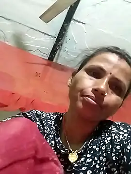 Snapshot of KIRTI12_HOT chatting on 09/24/25, 04:13 KIRTI12 HOT online show from 09/24/25, 04:13