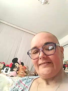 Snapshot of Yarry40 chatting on 01/15/26, 02:09 Yarry40 online show from 01/15/26, 02:09