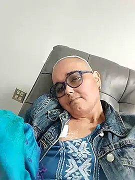 Snapshot of Yarry40 chatting on 01/12/26, 04:14 Yarry40 online show from 01/12/26, 04:14