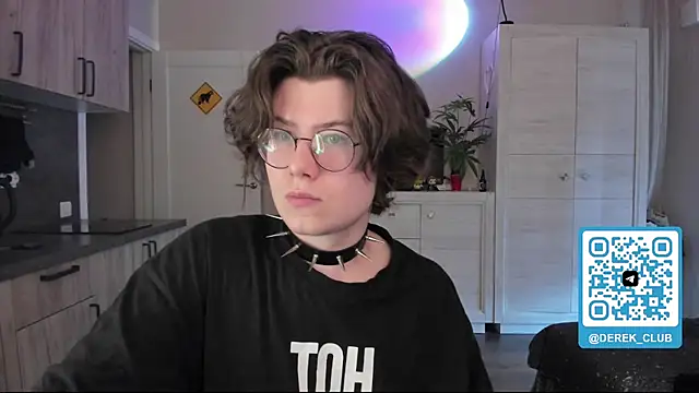 Derek Shameless online show from 08/04/26, 02:32