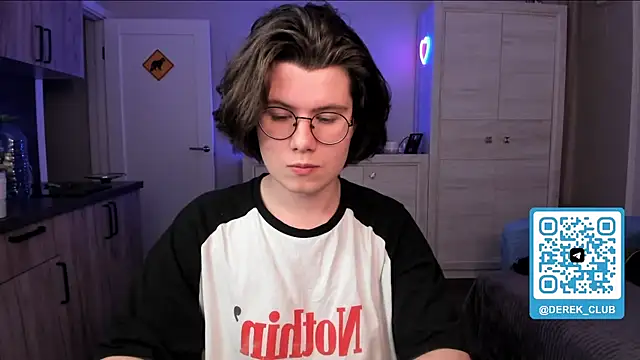 Derek Shameless online show from 05/12/26, 10:27