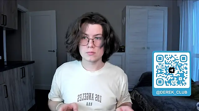 Derek Shameless online show from 04/25/26, 04:26