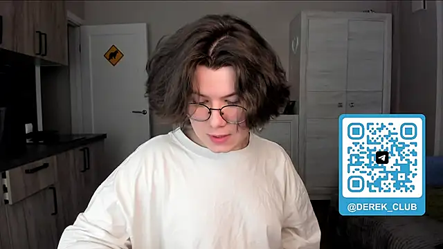 Derek Shameless online show from 05/10/26, 06:32