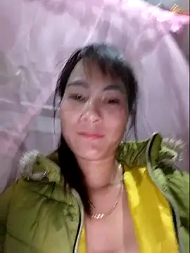 Yumyum kiw online show from 11/23/25, 02:05