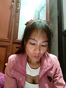 Yumyum kiw online show from 11/20/25, 09:15