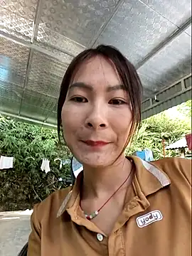 Yumyum kiw online show from 11/06/25, 03:10