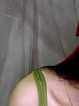 Yumyum kiw online show from 10/15/25, 10:18