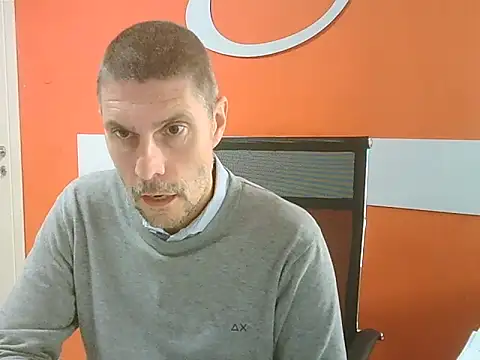 max79ve31 online show from 10/27/25, 01:12