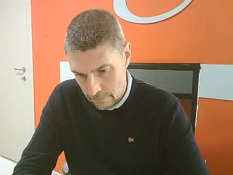 max79ve31 online show from 12/15/25, 12:11