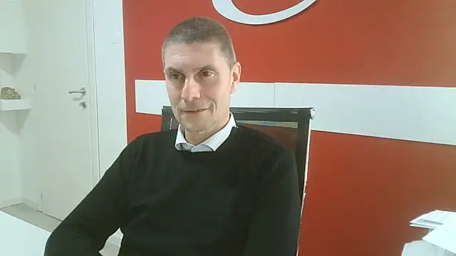 max79ve31 online show from 03/06/26, 01:39