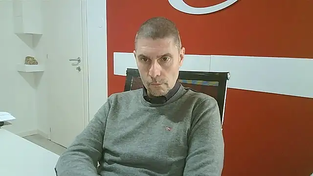 max79ve31 online show from 01/12/26, 12:23