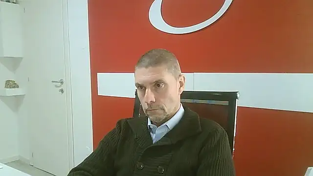 max79ve31 online show from 01/13/26, 01:48