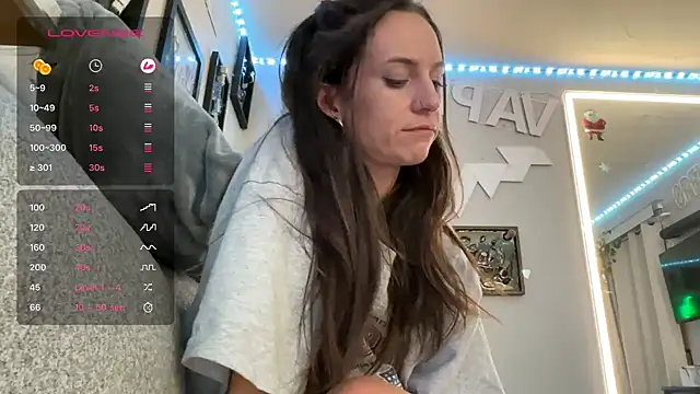 Snapshot of icy_pisces chatting on 01/10/26, 02:23 icy pisces online show from 01/10/26, 02:23