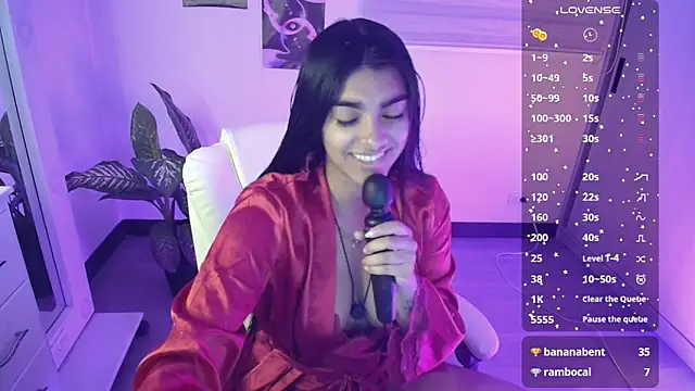 Snapshot of amarasilk_ chatting on 06/16/26, 12:32 amarasilk online show from 06/16/26, 12:32