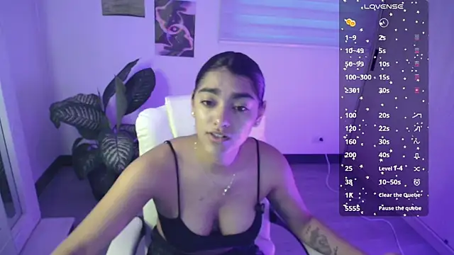 Snapshot of amarasilk_ chatting on 07/17/26, 11:13 amarasilk online show from 07/17/26, 11:13