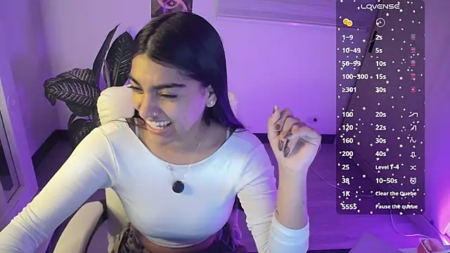 Snapshot of amarasilk_ chatting on 07/15/26, 12:28 amarasilk online show from 07/15/26, 12:28
