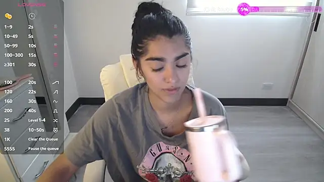 amarasilk  online show from 03/22/26, 08:21