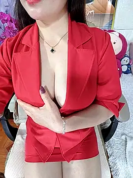 LadyMaiMai online show from 02/13/26, 03:06