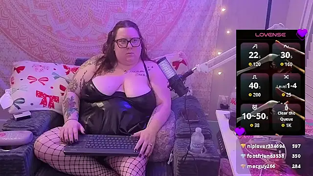 brookenicole3003 online show from 05/10/26, 04:49