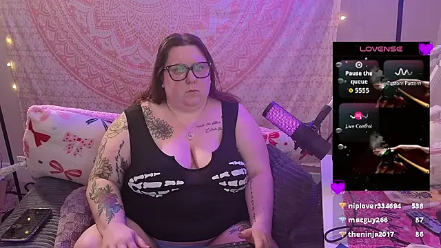 brookenicole3003 online show from 05/07/26, 07:45