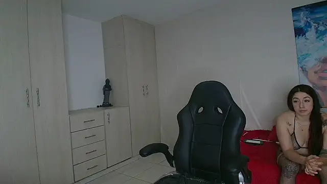 SofiaLust Eup online show from 10/10/25, 03:51