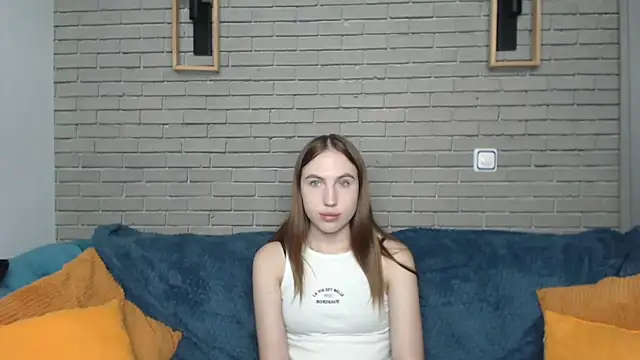 Snapshot of MellinGiG chatting on 09/29/25, 05:14 MellinGiG online show from 09/29/25, 05:14