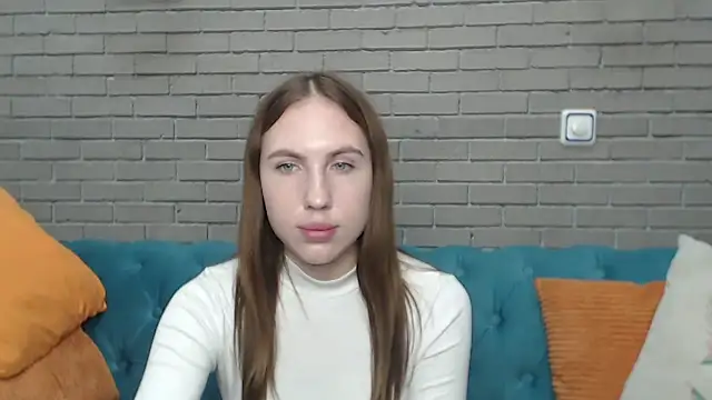 Snapshot of MellinGiG chatting on 09/19/25, 04:55 MellinGiG online show from 09/19/25, 04:55