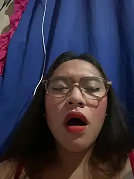 yourdevilsweettsx online show from 03/05/26, 12:24