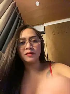 yourdevilsweettsx online show from 11/07/25, 12:21