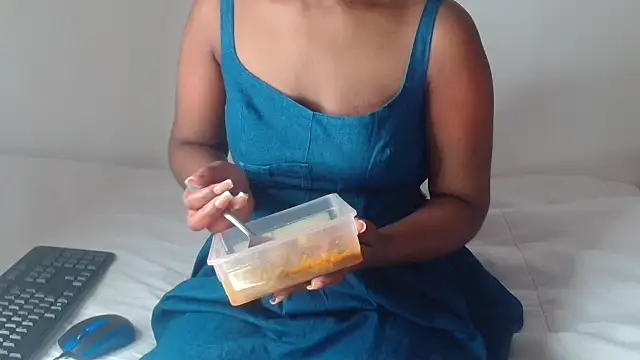 AshleyT255 online show from 10/19/25, 08:44