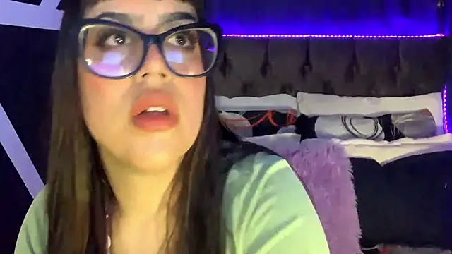 Melody dreams online show from 09/29/25, 03:13