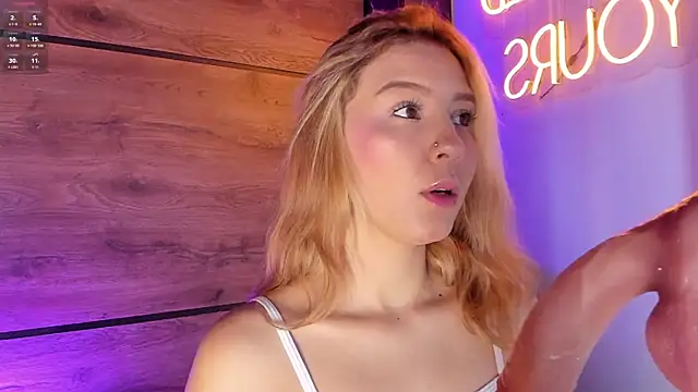 alyamonroe online show from 11/28/25, 11:10