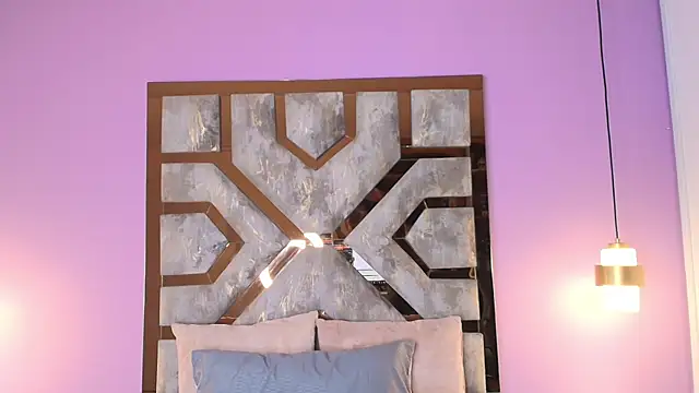 Electra Gosselin online show from 09/19/25, 12:09