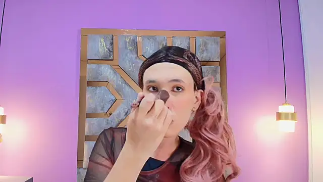 Electra Gosselin online show from 09/30/25, 12:11