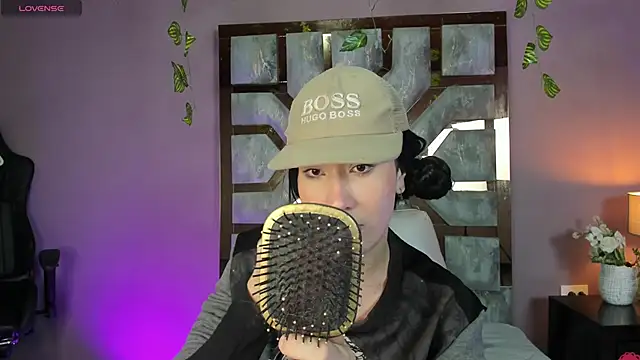 Snapshot of Electra_Gosselin chatting on 06/08/26, 01:50 Electra Gosselin online show from 06/08/26, 01:50