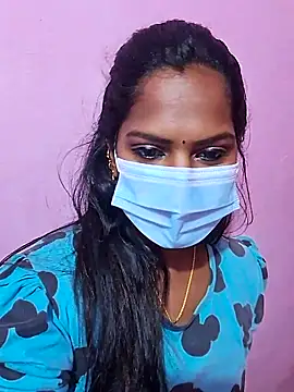 Snapshot of Tamil_Blackmoon chatting on 09/11/25, 08:31 Tamil Blackmoon online show from 09/11/25, 08:31