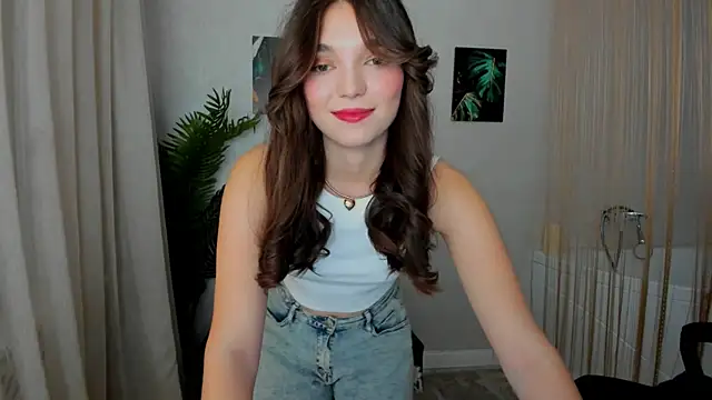 DivineAmour online show from 11/30/25, 03:51