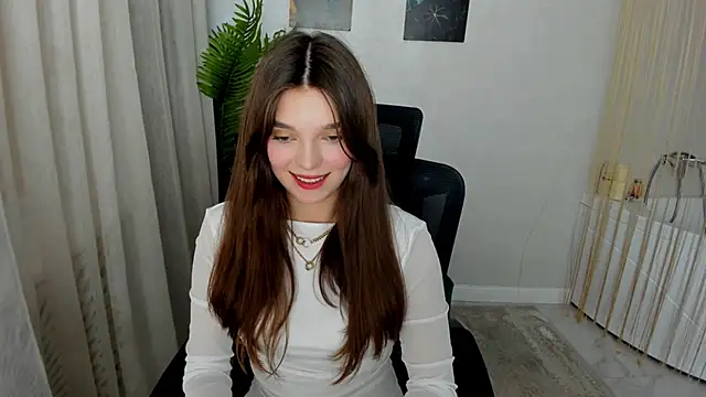 DivineAmour online show from 11/18/25, 12:30